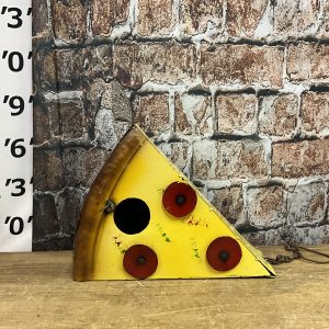 pizza birdhouse