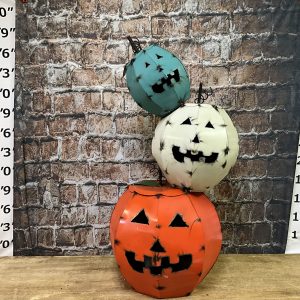 3-tier pumpkin face