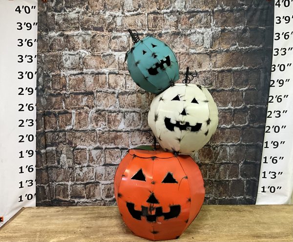 3-tier pumpkin face