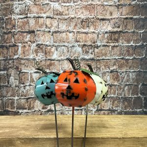 pumpkin stakes (3 colors)