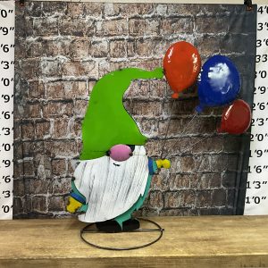 Gnome w/ Balloons
