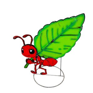 ant w/leaf